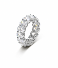 Load image into Gallery viewer, OVAL ETERNITY BAND
