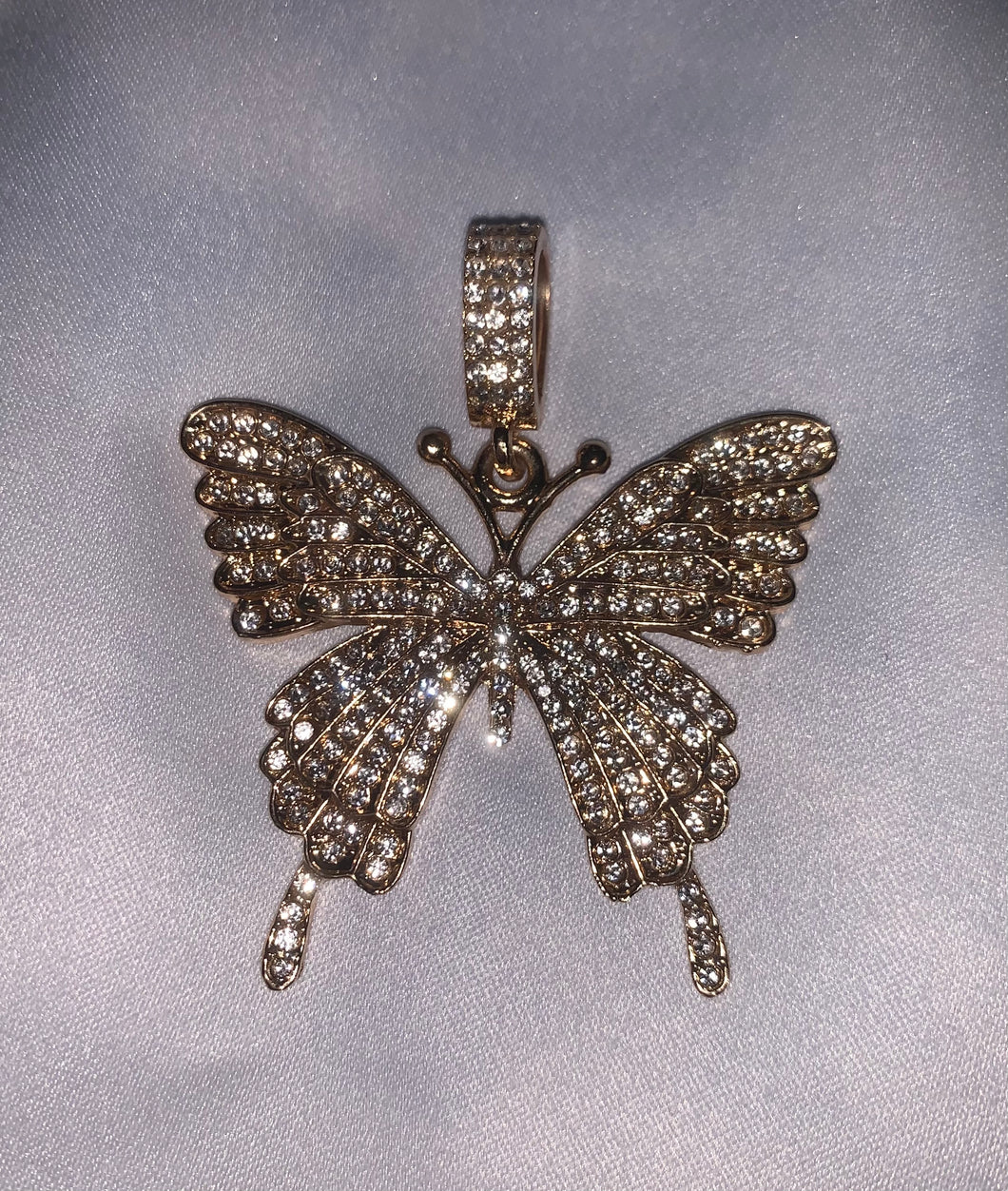 GOLD BUTTERFLY PENDANT