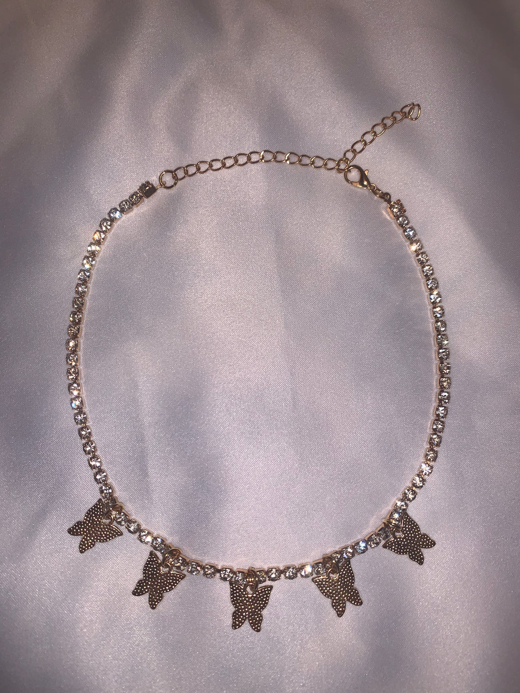 GOLD BUTTERFLY CHOKER